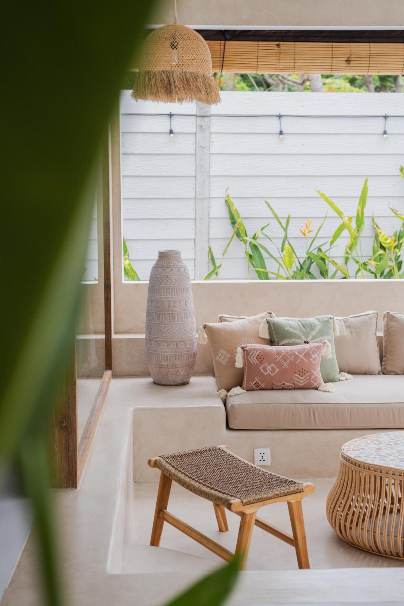 Gili Boho Villas - Aesthetic Private Pool Villas Джили Трауанган Екстериор снимка